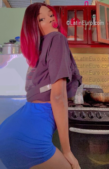 Date this hot Dominican Republic girl Ester from Santo Domingo DO56667