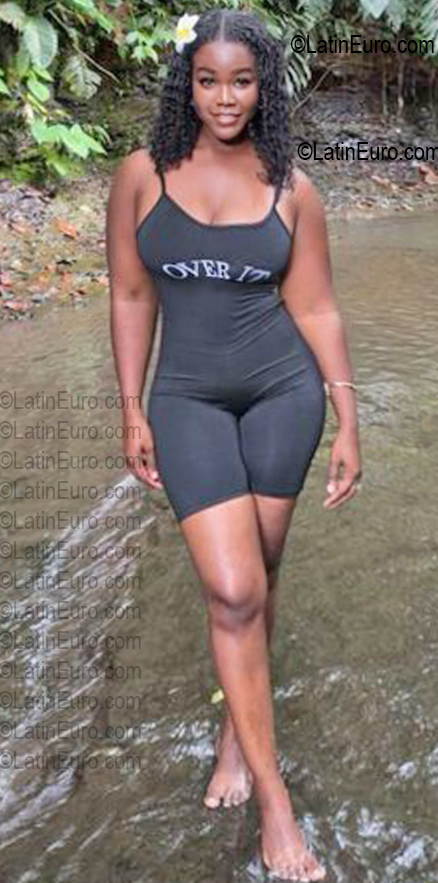 Date this stunning Ecuador girl Narcisa from Esmeraldas EC1147