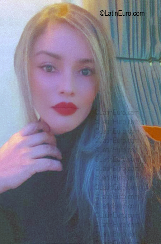 Date this tall Brazil girl Gislaine from Goiania BR12433