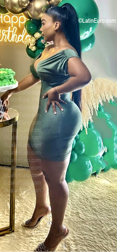 Date this delightful Colombia girl Luisa from Cali CO33813