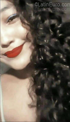 Date this gorgeous Colombia girl Emma from Barranquilla CO33815