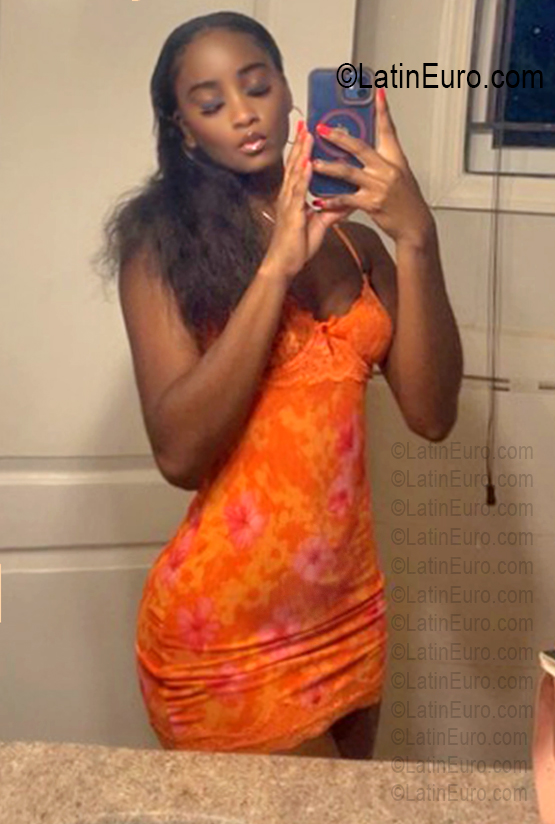 Date this passionate Jamaica girl Sherika from Kingston JM2752