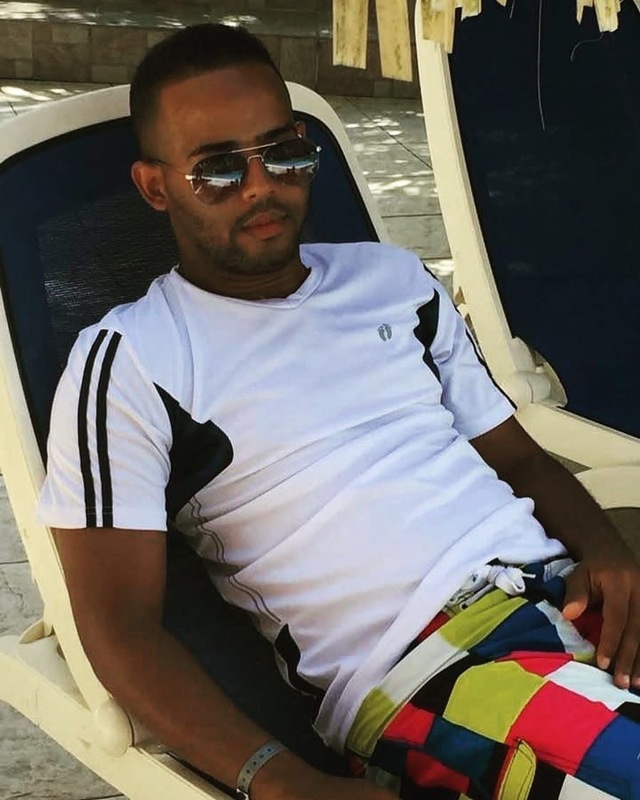 Date this sultry United States man Yefri from Corona Queen US25707