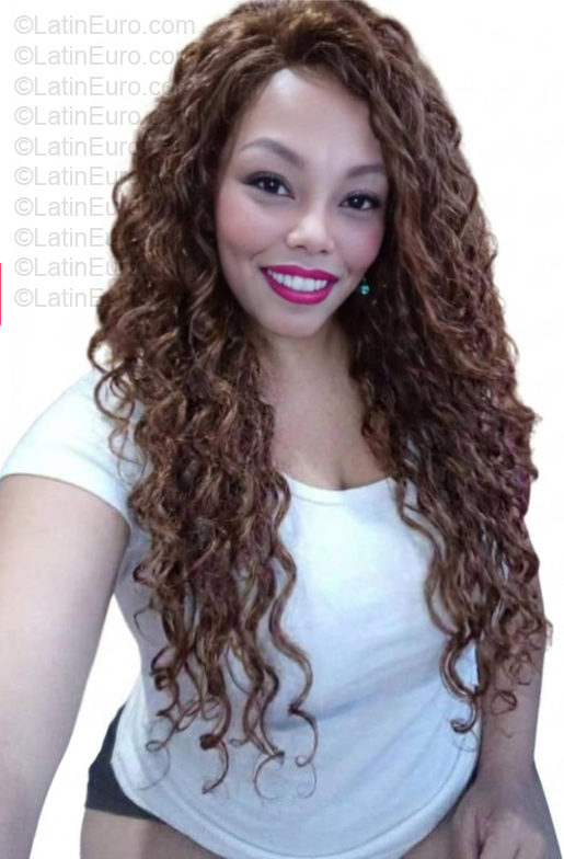 Date this beautiful Venezuela girl Steycy from Caracas VE5746