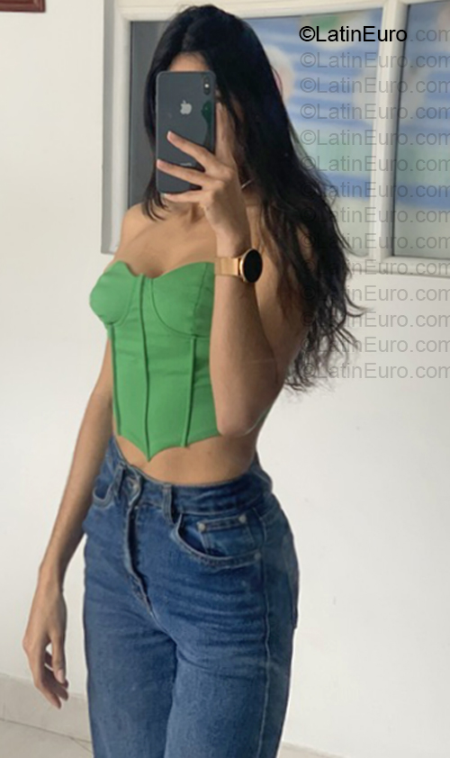 Date this lovely Colombia girl Angie from Ocana CO33866