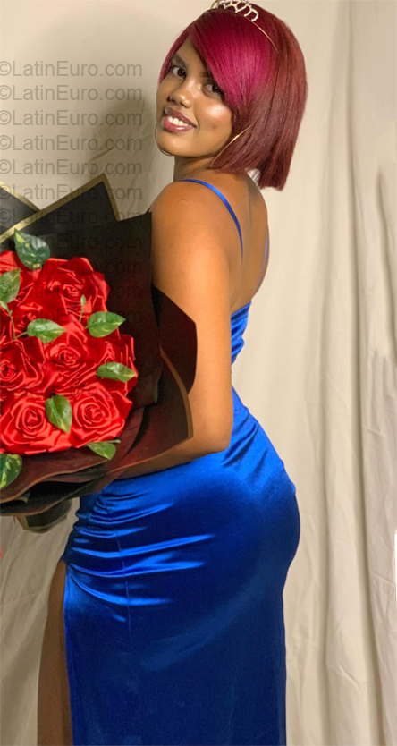 Date this pretty Dominican Republic girl Sahory from Puerto Plata DO57112