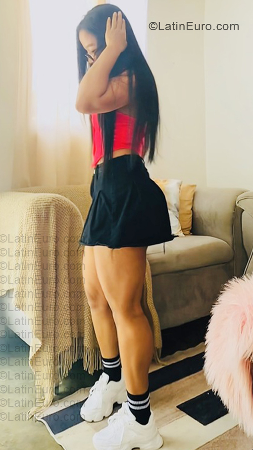 Date this foxy Dominican Republic girl Altagracia from Valverde DO57254