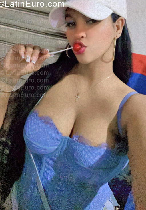 Date this delightful Dominican Republic girl Fatima from Santiago DO57327